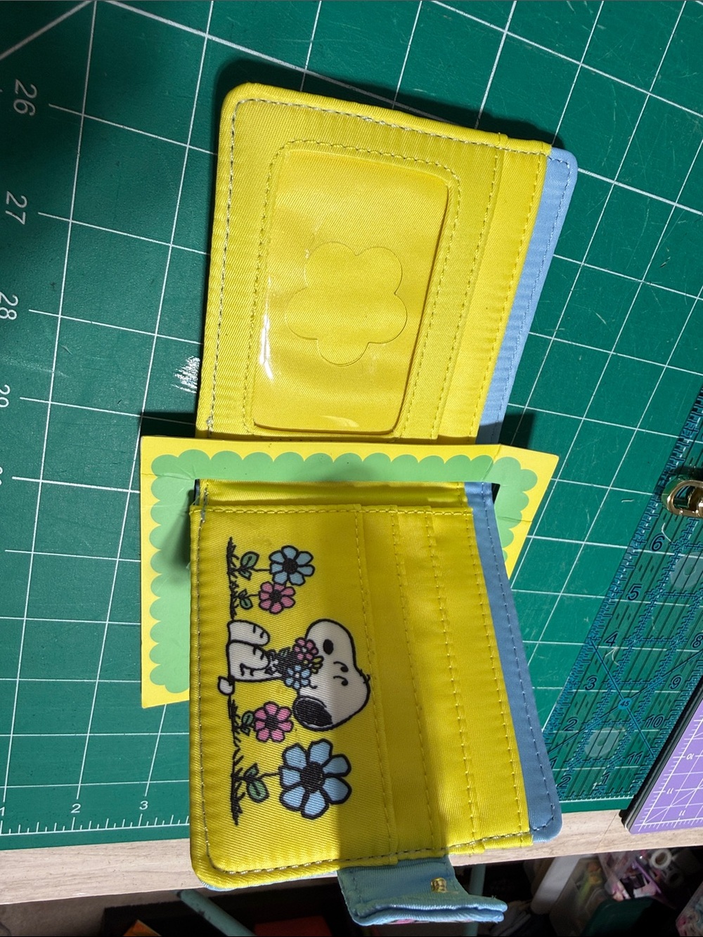 Peanuts Light Blue Snoopy Floral Snap Wallet - Picture 3 of 3